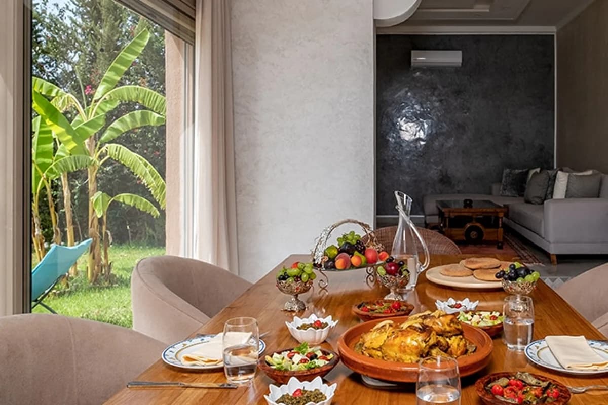 Traditional Moroccan dining